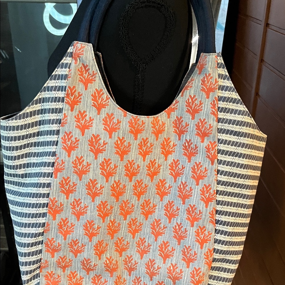 Stella and Dot Coral and Navy Tote Bag